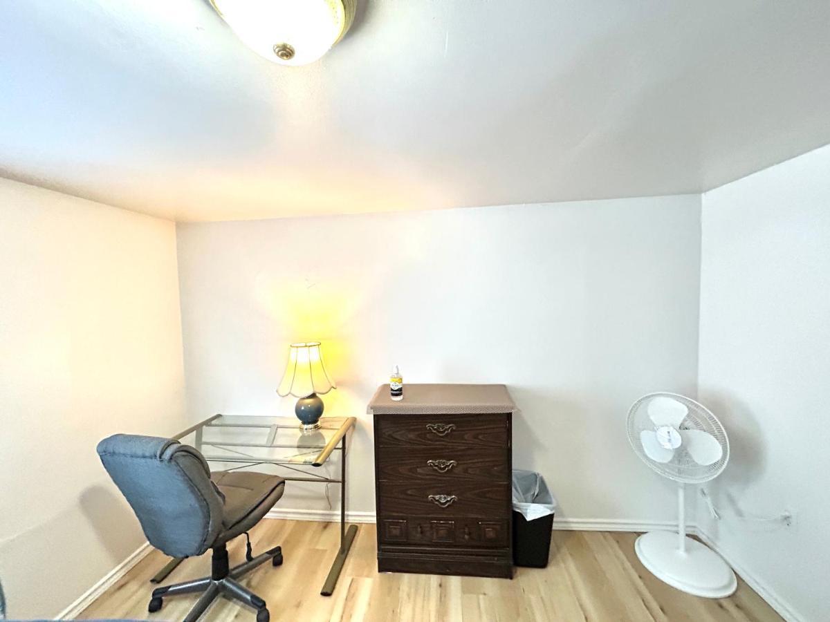 Albert Housing Windsor Ngoại thất bức ảnh
