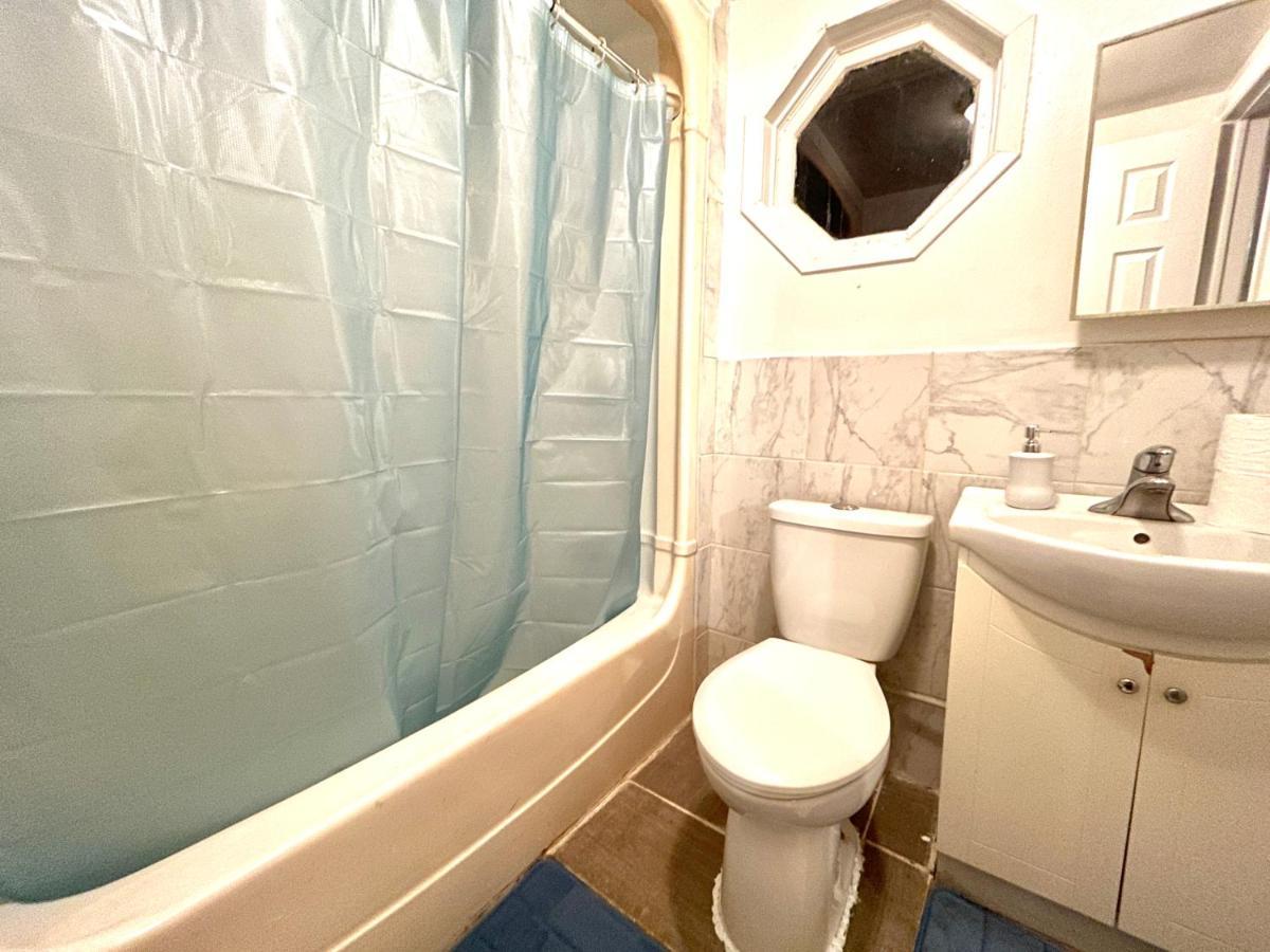 Albert Housing Windsor Ngoại thất bức ảnh