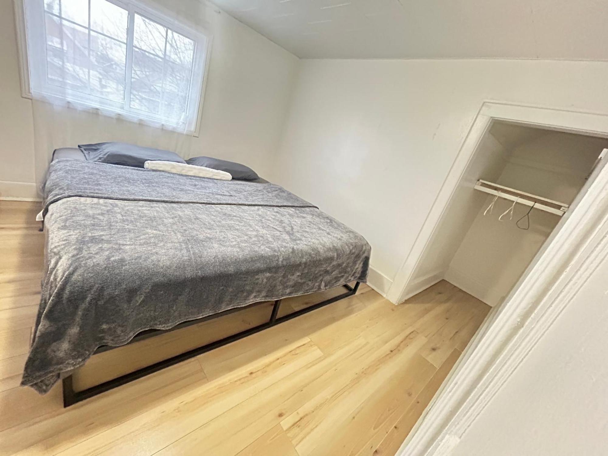 Albert Housing Windsor Ngoại thất bức ảnh